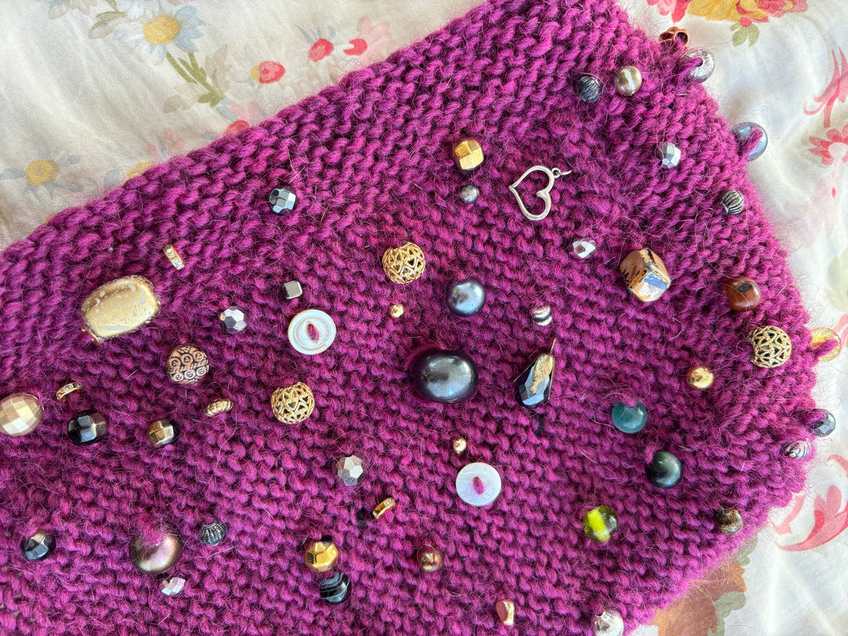 Bauble Bonnet~ Wine