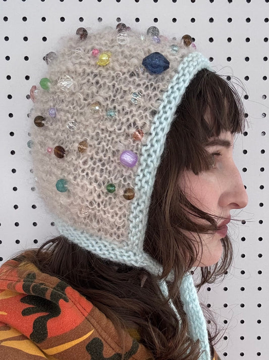 Bauble Bonnet~ Snow Drops