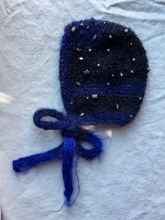 Bauble Bonnet~ Black moon