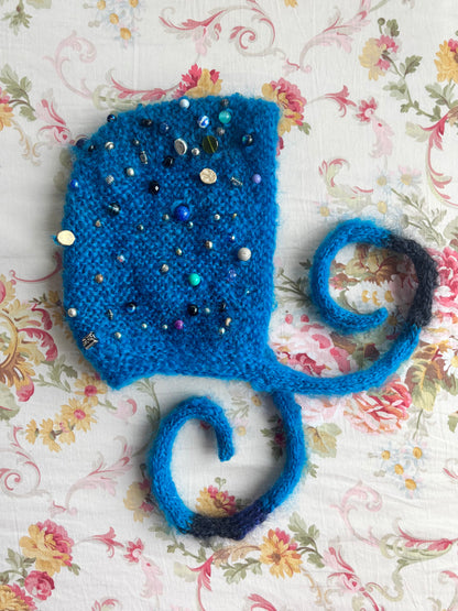 Bauble Bonnet~ Blue Swirl