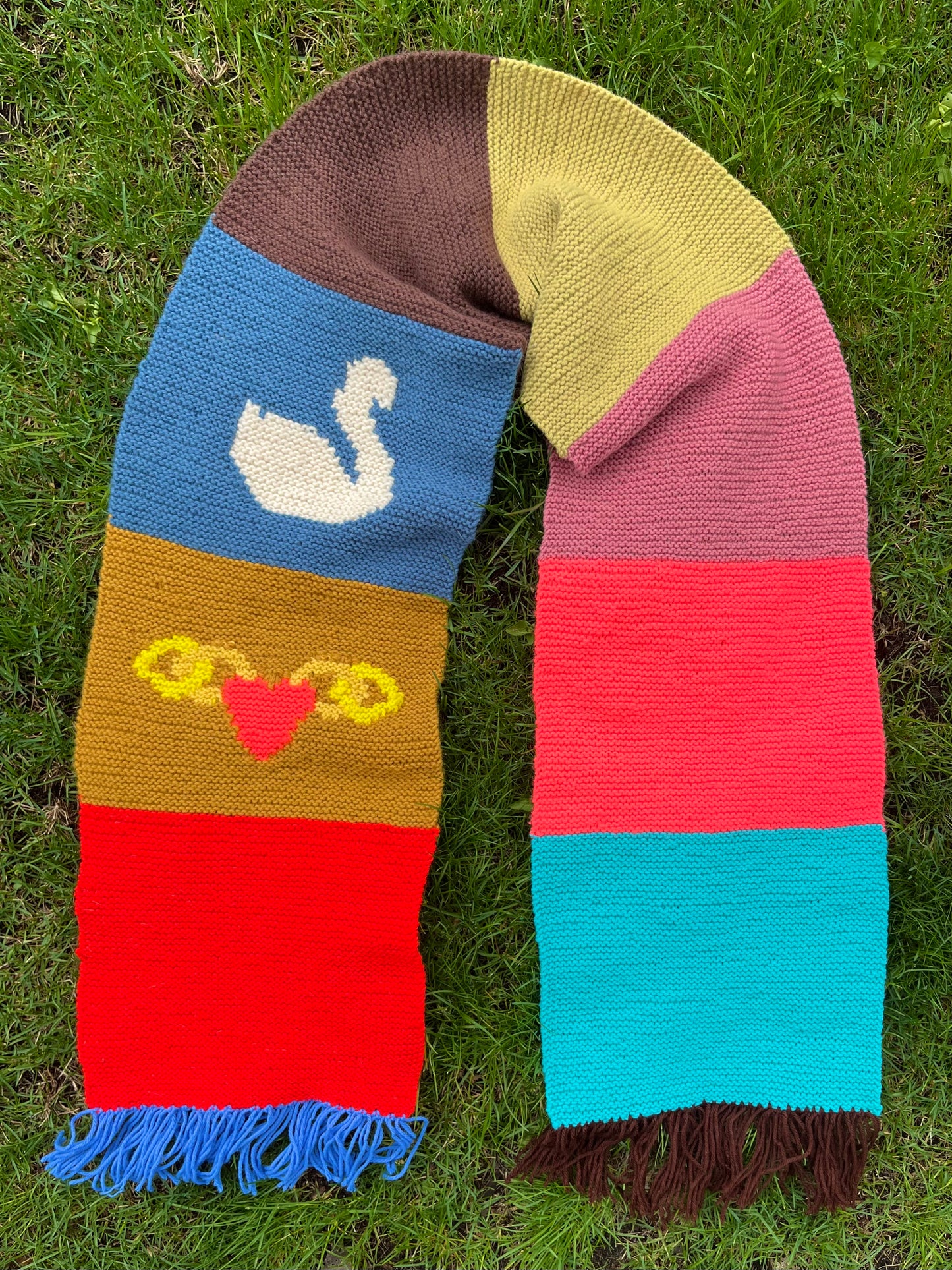 Patchwork Scarf~ Swan Heart