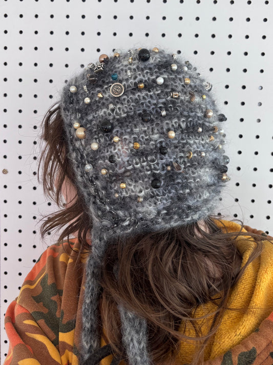 Bauble Bonnet~ Knighted