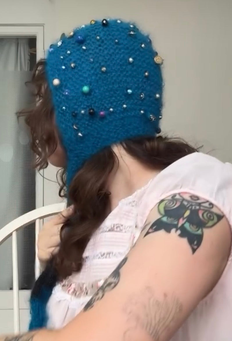 Bauble Bonnet~ Blue Swirl