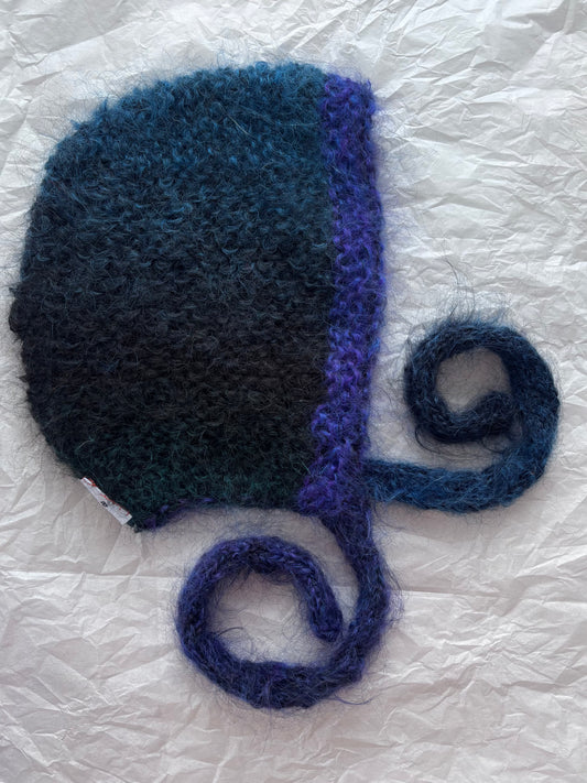 Bonnet- Swirl Blues