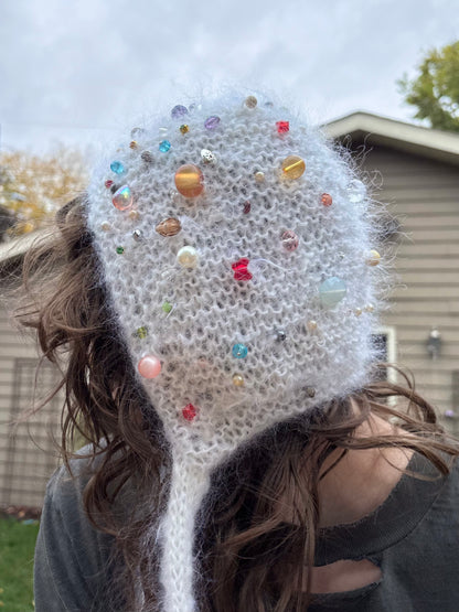 Bauble Bonnet~ Snow Drops