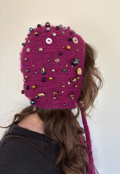 Bauble Bonnet~ Wine