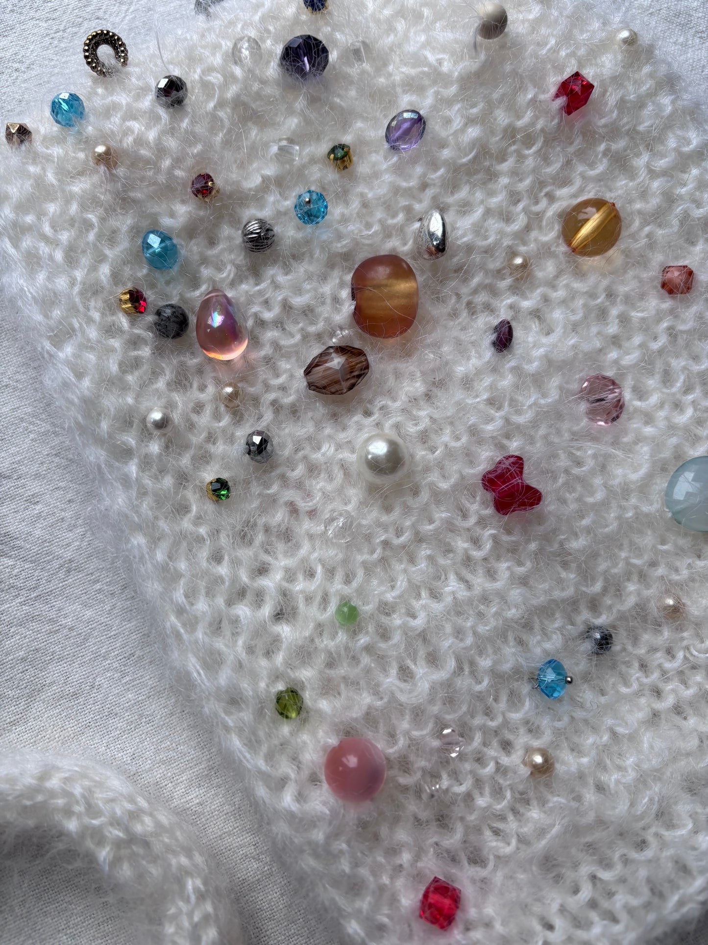 Bauble Bonnet~ Snow Drops